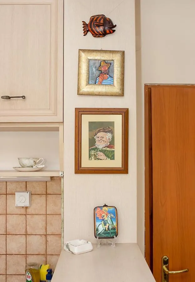 וארנה Cozy 1Bd Apartment With Free Parking In The Area By Flat Mаnager
