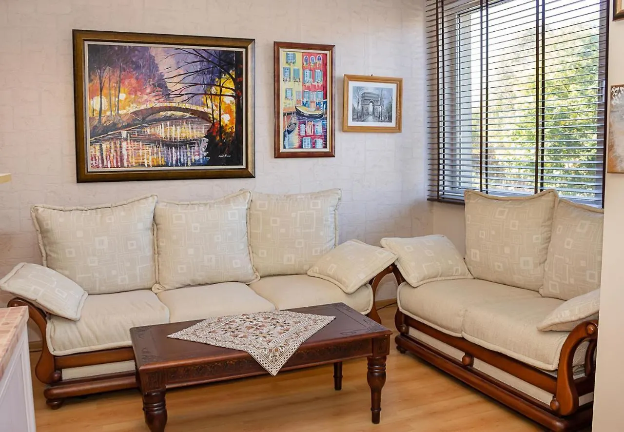 Cozy 1Bd Apartment With Free Parking In The Area By Flat Mаnager contacts